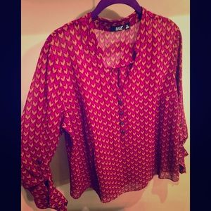 A.N.A. Blouse with Button Up Sleeves